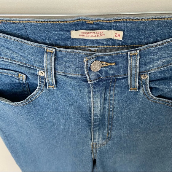 Levi’s High Waisted Tapered Jeans in Medium Blue size 28 29 Long Mom Fit - Picture 7 of 11
